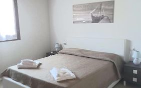 Alzoni Apartment
